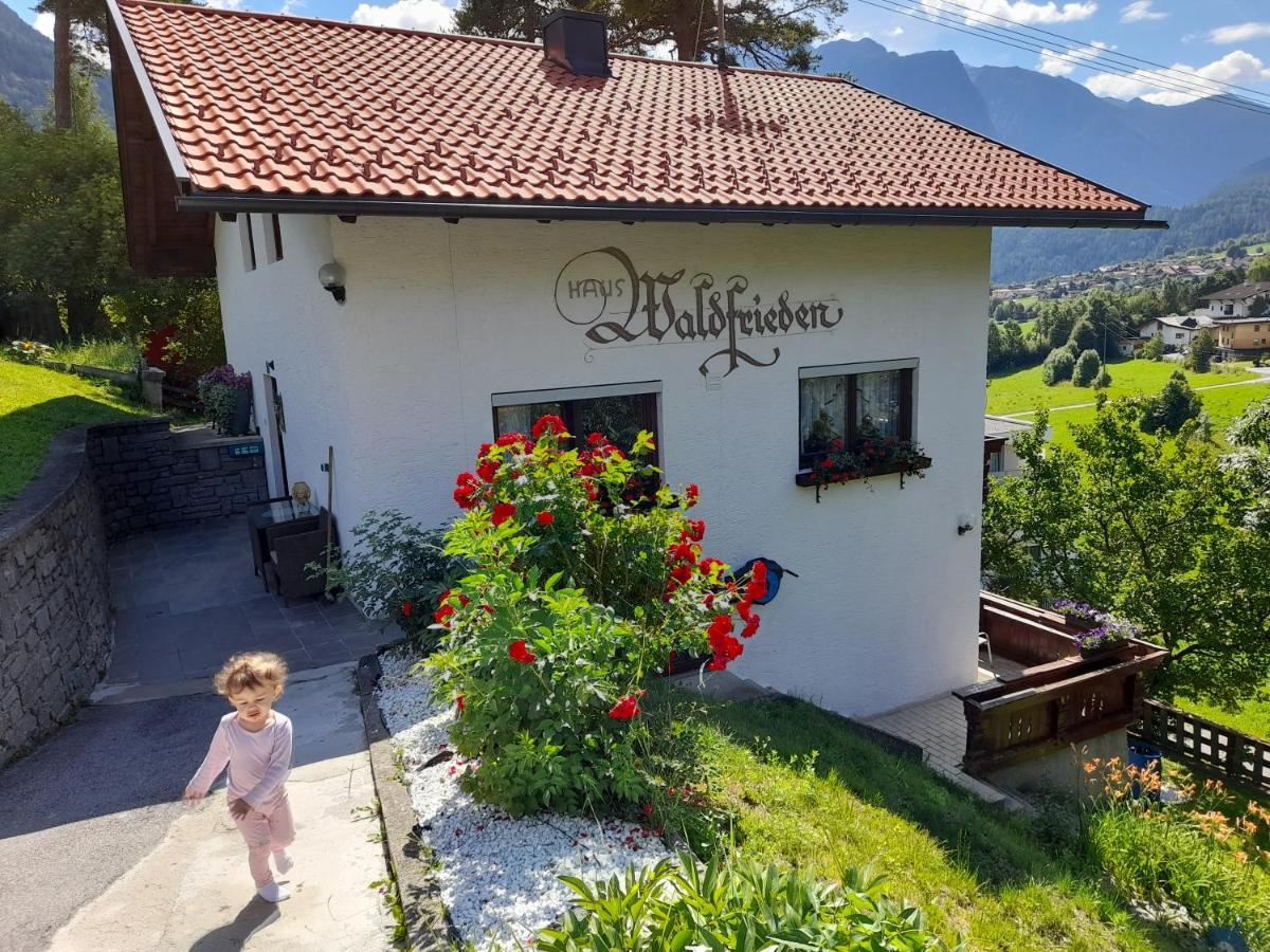 Apartamento Haus Waldfrieden Sautens Exterior foto